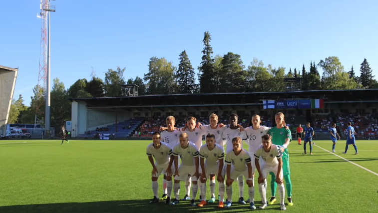 Mitä Minihuuhkajien U19-turnauksesta jäi käteen? Lue pelaaja-arviot
