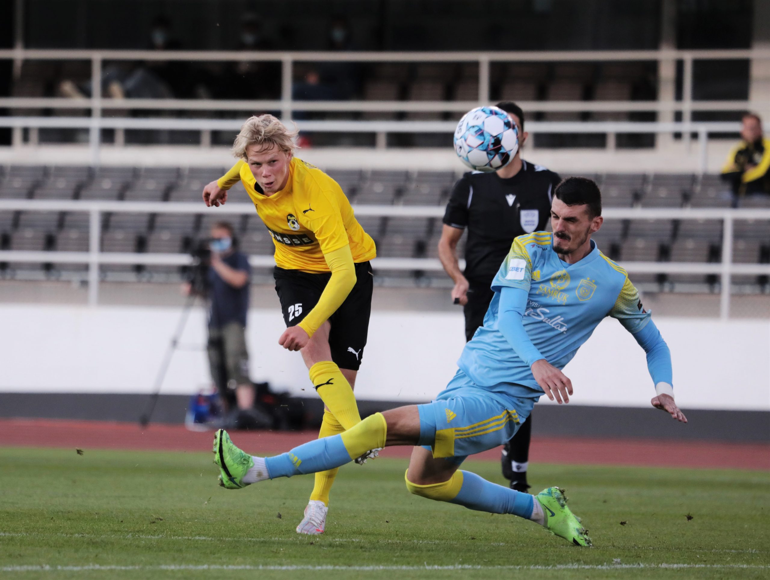 Suomalainen futiskansa on puhunut: Veikkausliiga-kauden paras pelaaja on KuPS:n Urho Nissilä
